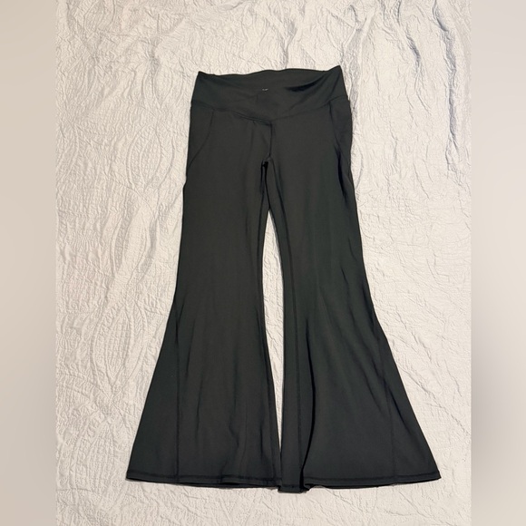 PureLuxe by Fabletics Flare Leggings – Women’s Size XL - Picture 3 of 11